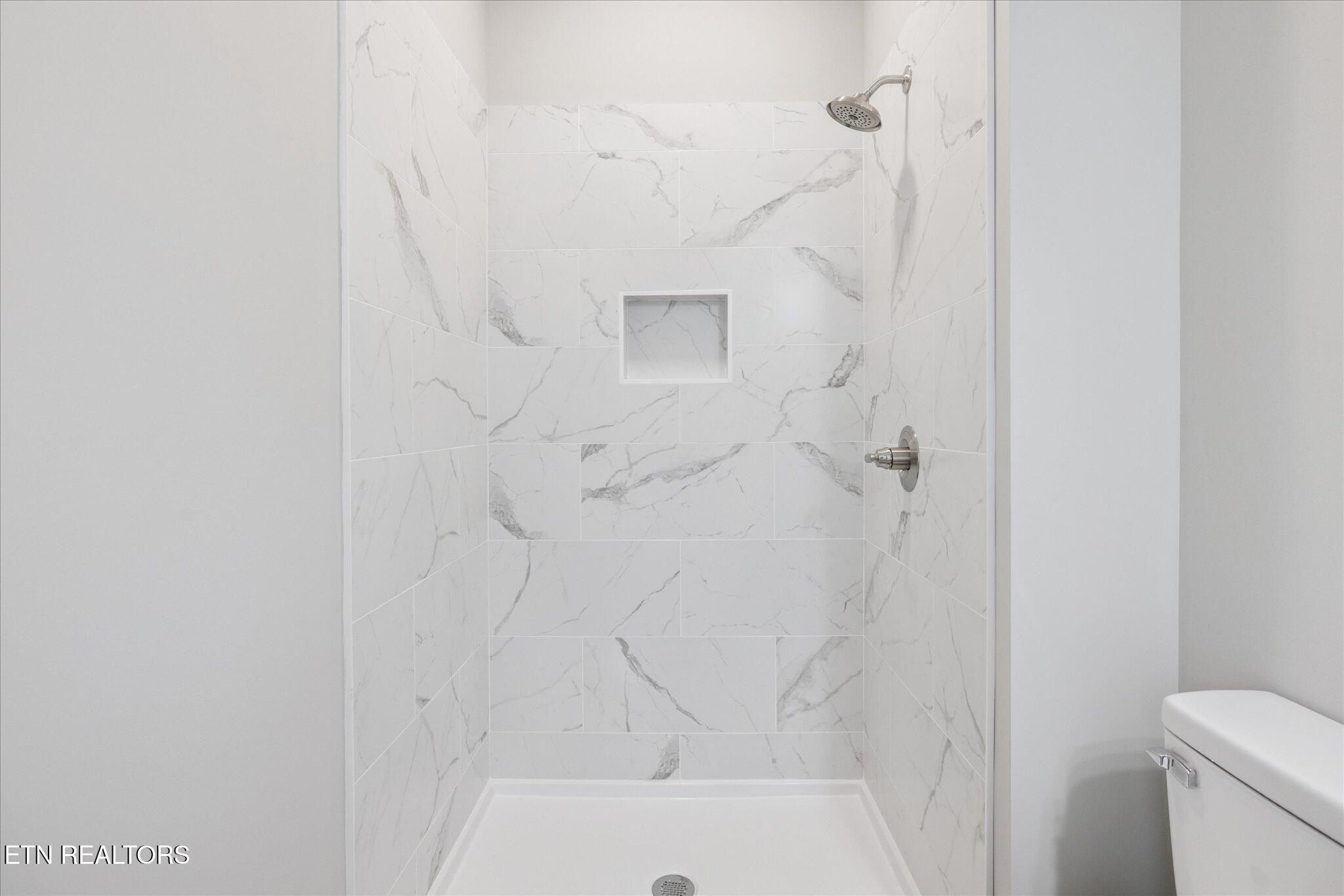 434 Mcguire Rd. Jefferson City, TN 37760