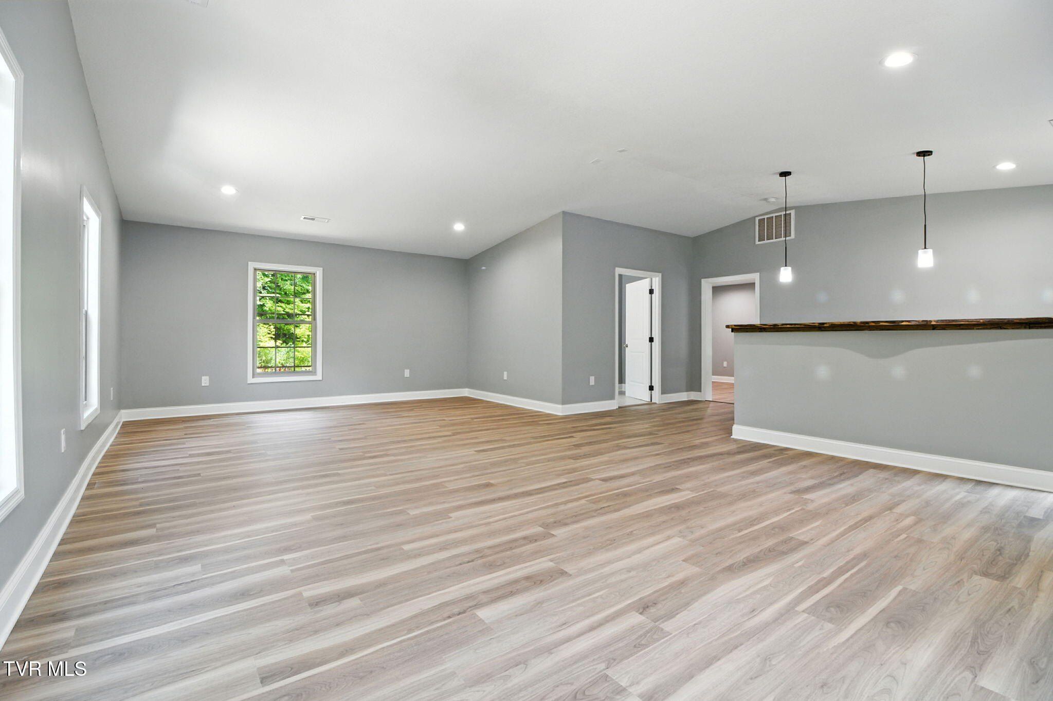 2720 Hodges Ferry Road. Kodak, TN 37764