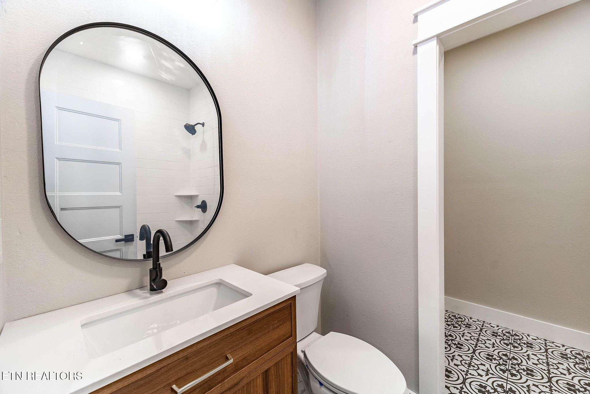 914 Beaman Lake Rd. Knoxville, TN 37914