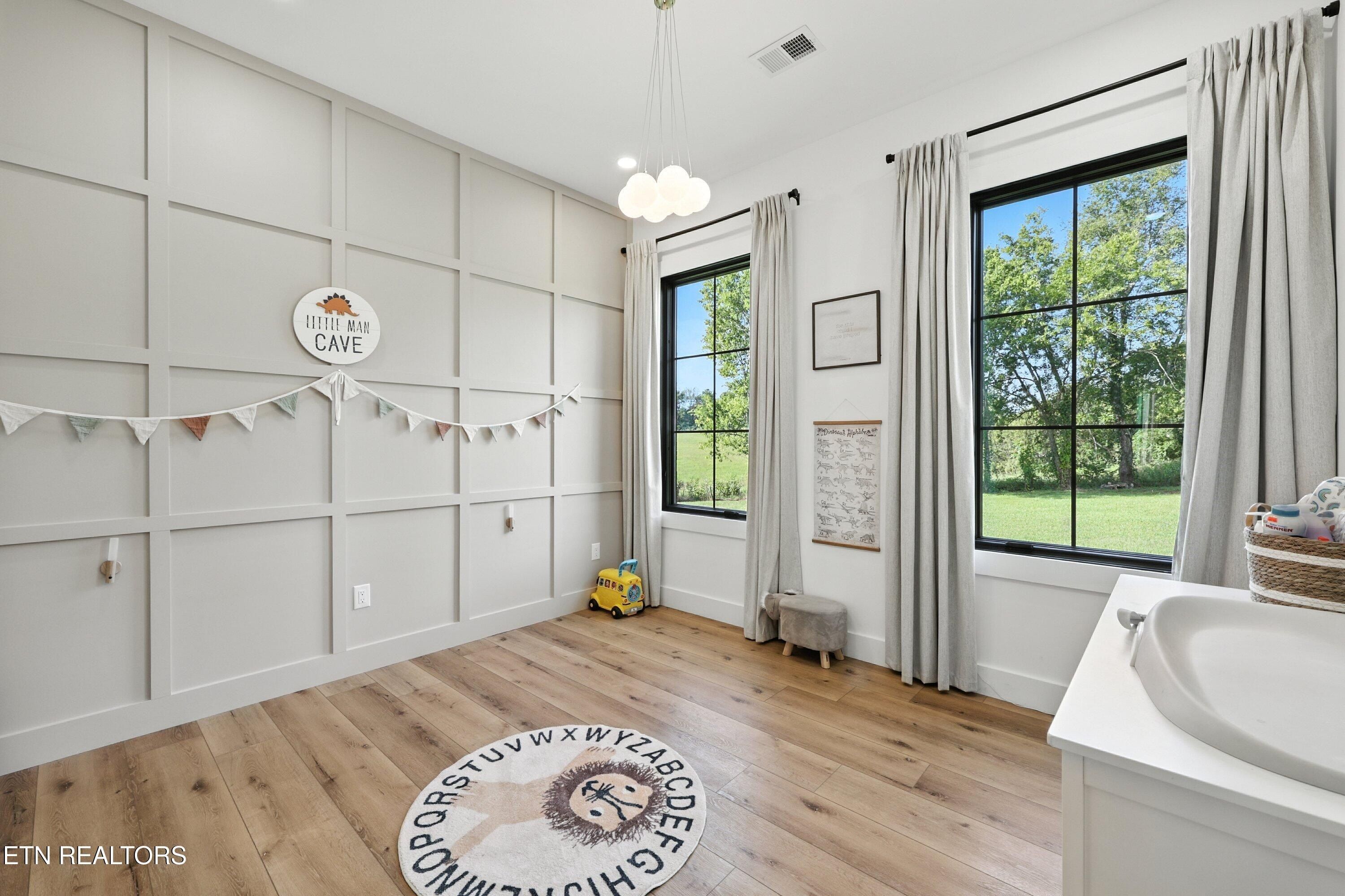 1418 Rippling Waters Circle. Sevierville, TN 37876