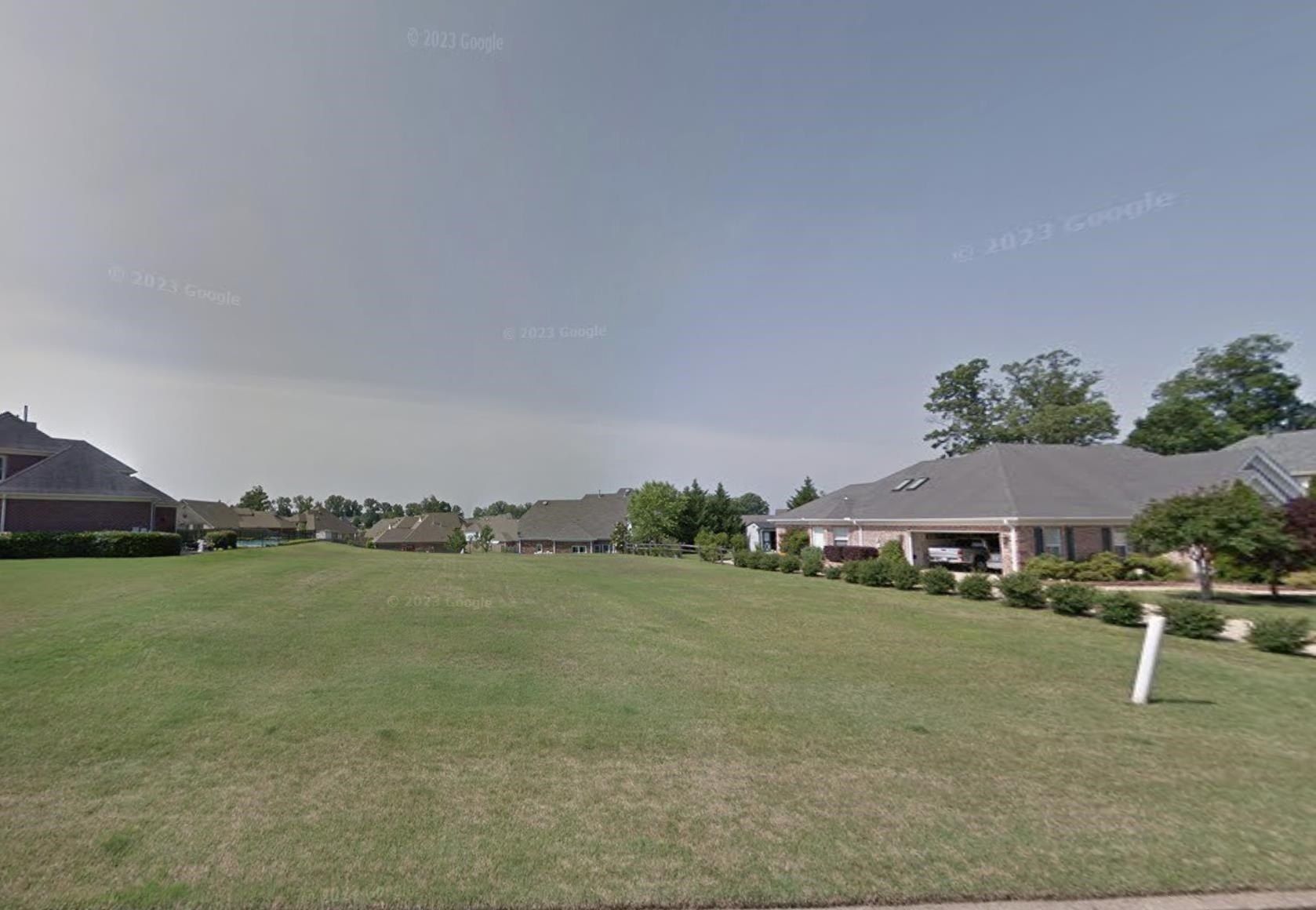 12285 E Richmark. Arlington, TN 38002