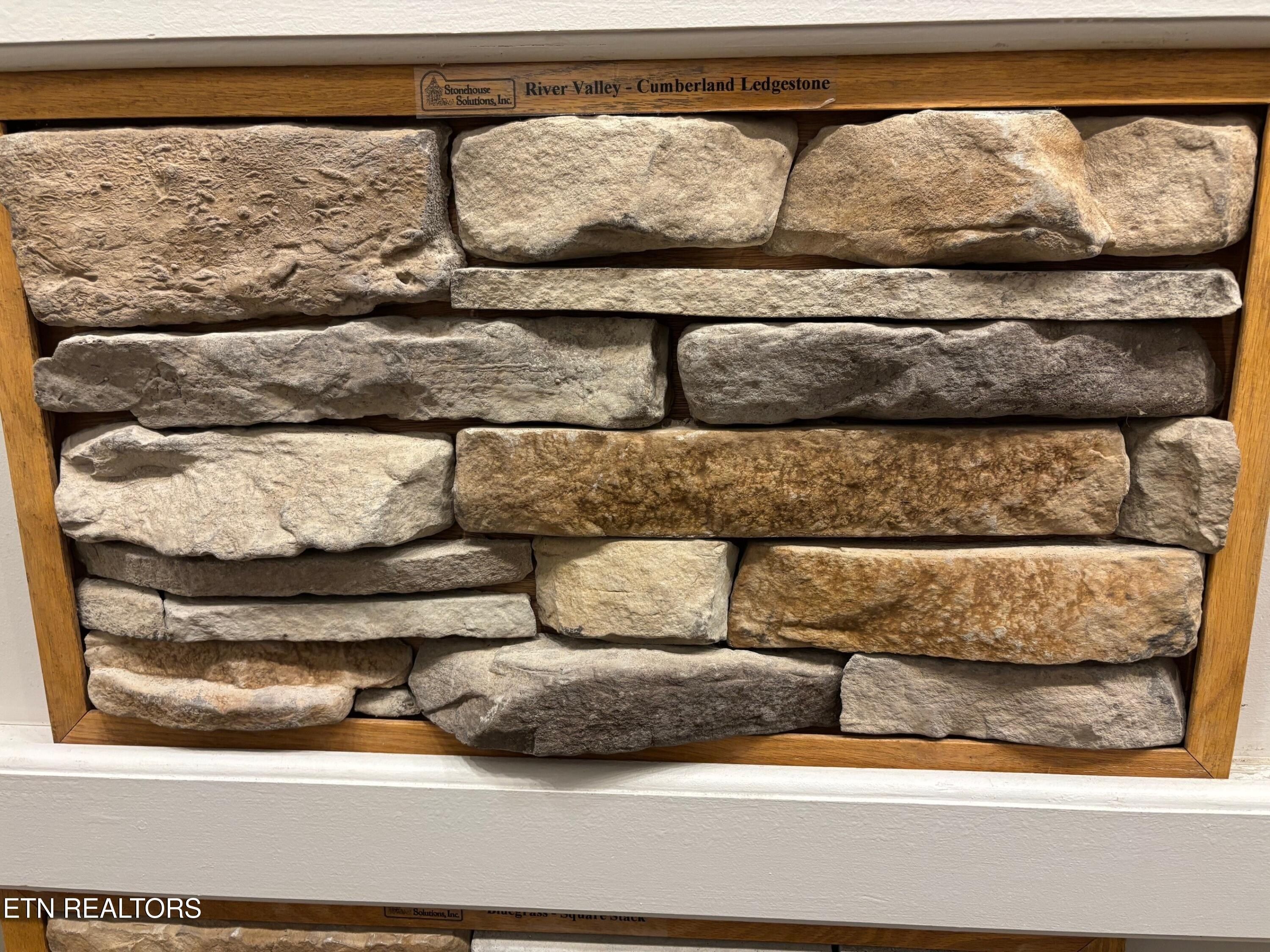 1952 Hickory Reserve Rd. Knoxville, TN 37932