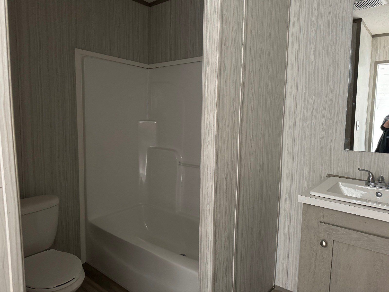 580 Jessica Way. Newport, TN 37821