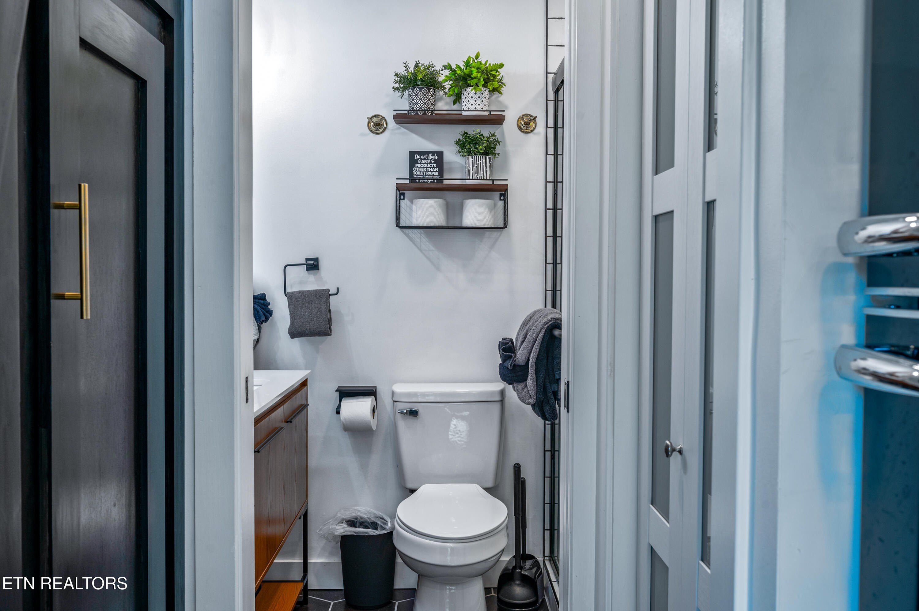 4703 Tiger Lilly Drive. Cosby, TN 37722