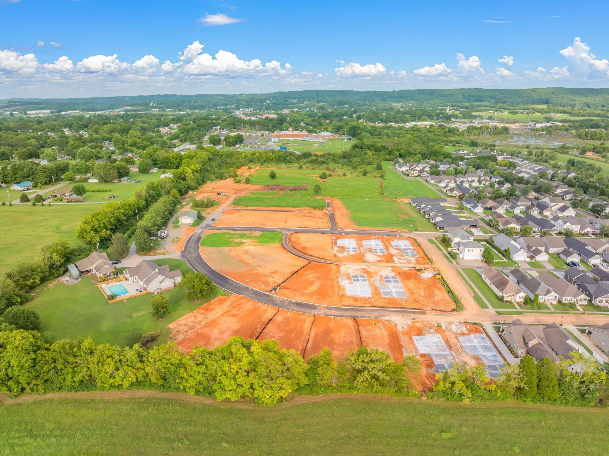 923 Stratford Avenue. Sweetwater, TN 37874