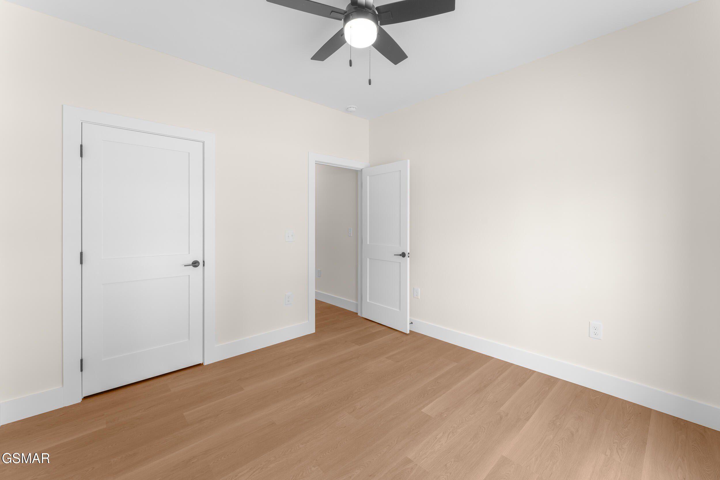 2327 Geraldine Way. Sevierville, TN 37876