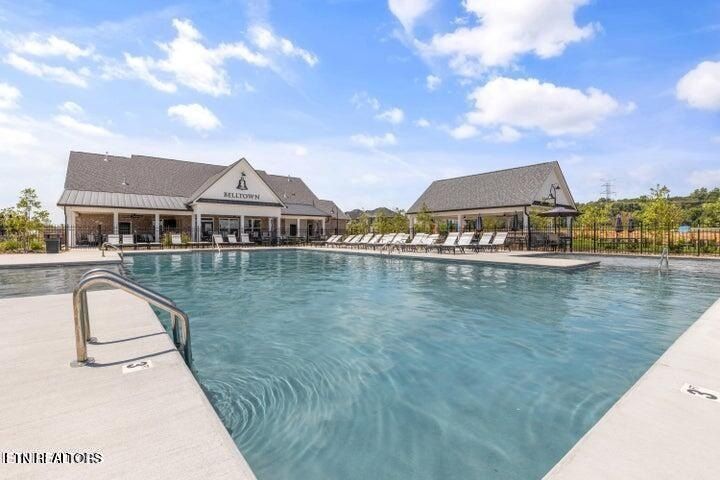 4333 Honey Bell St Lot 190. Powell, TN 37849