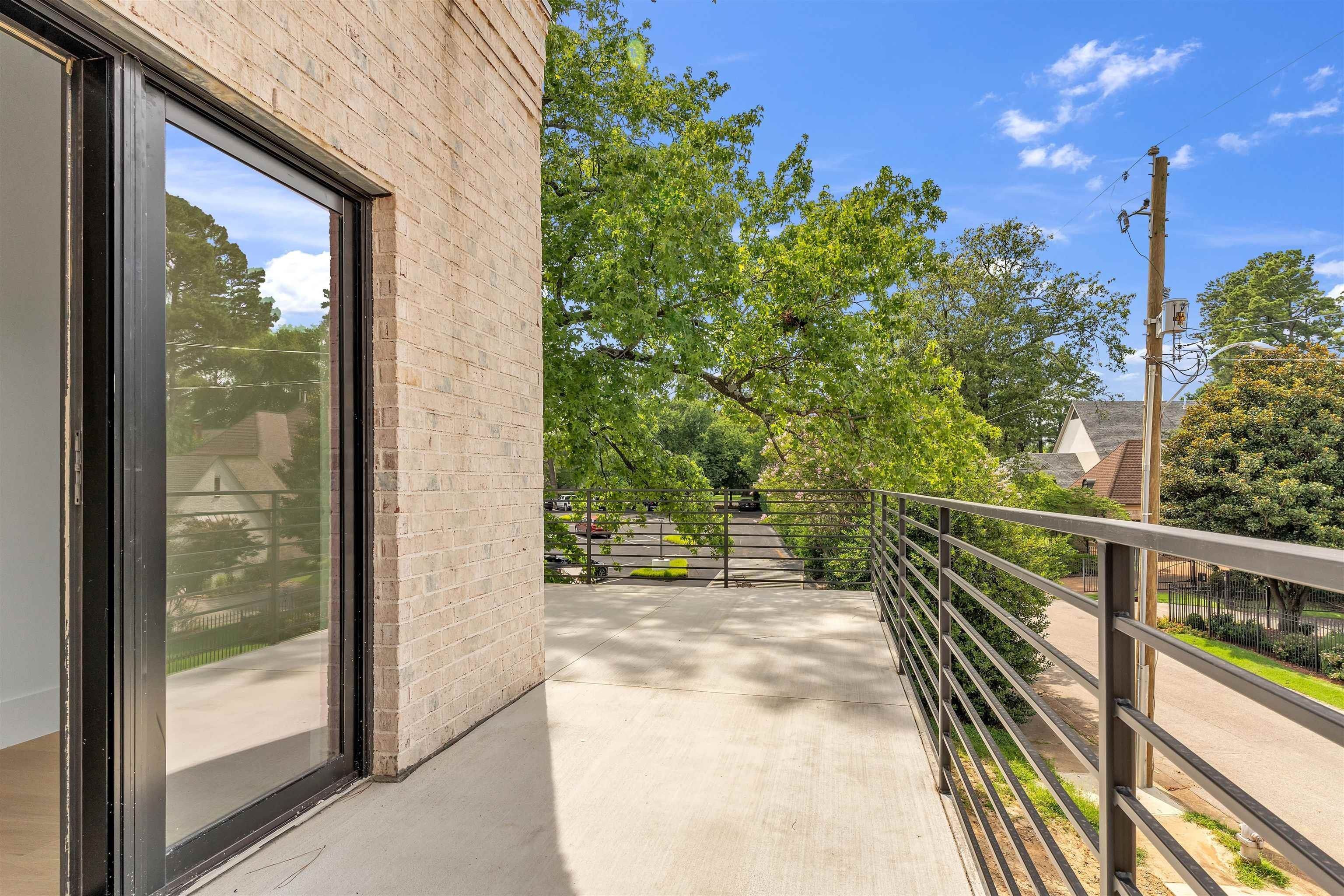 5393 Alladin. Memphis, TN 38120