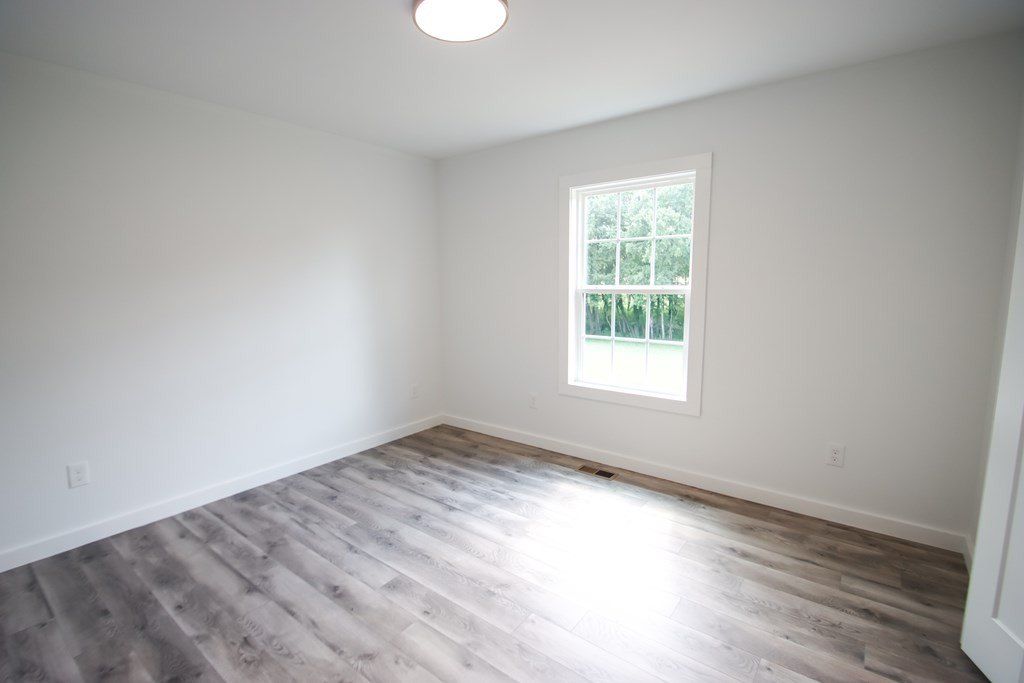 156 Will Thompson. Sparta, TN 38583