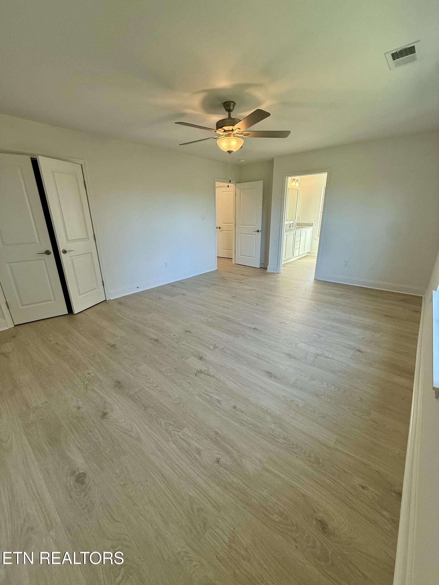 1832 Bennett Village Drive. Maryville, TN 37804