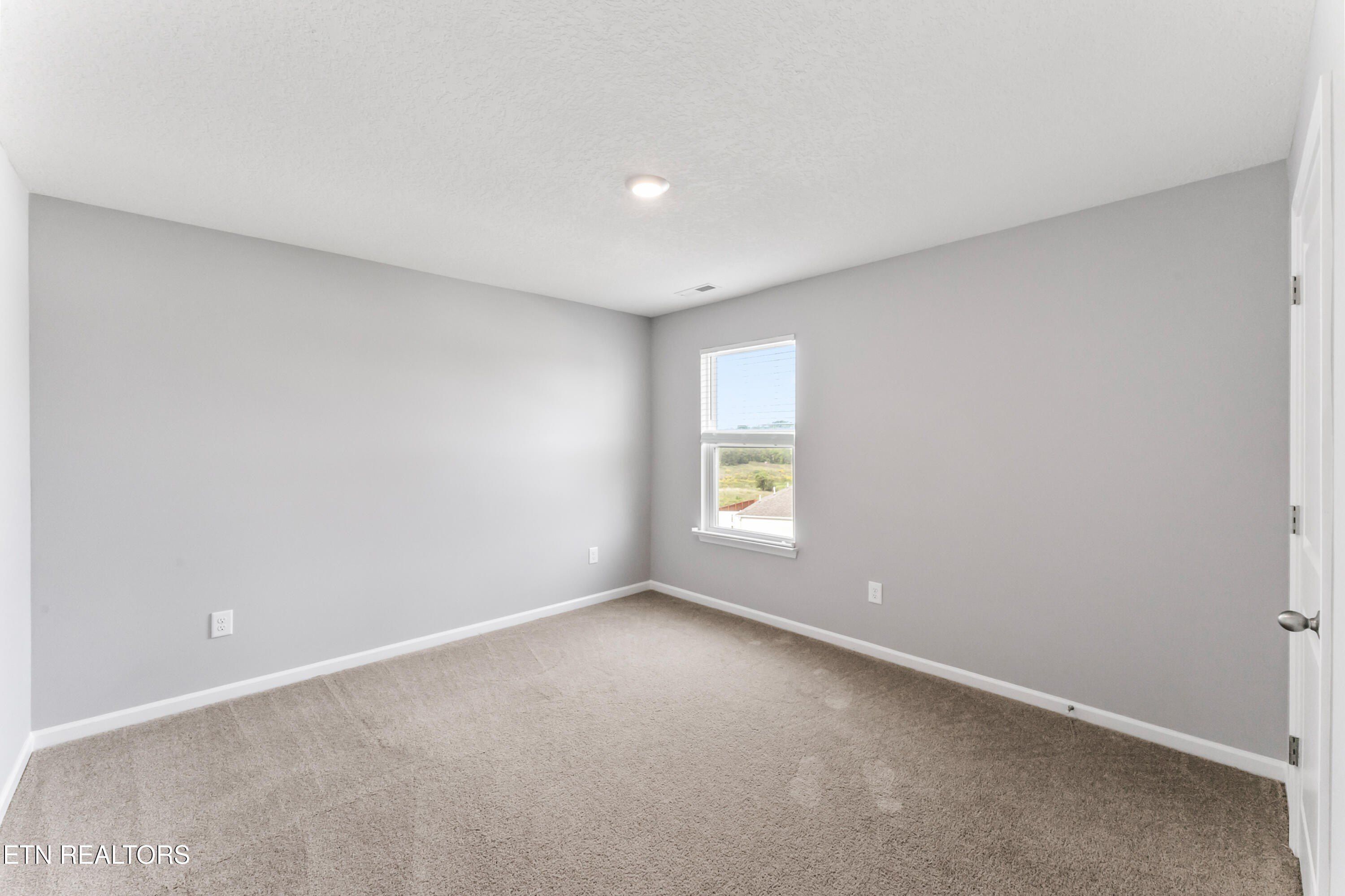 301 Heritage Crossing Drive. Maryville, TN 37804