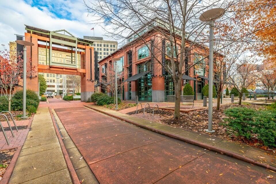 117 E 7Th Street. Chattanooga, TN 37402