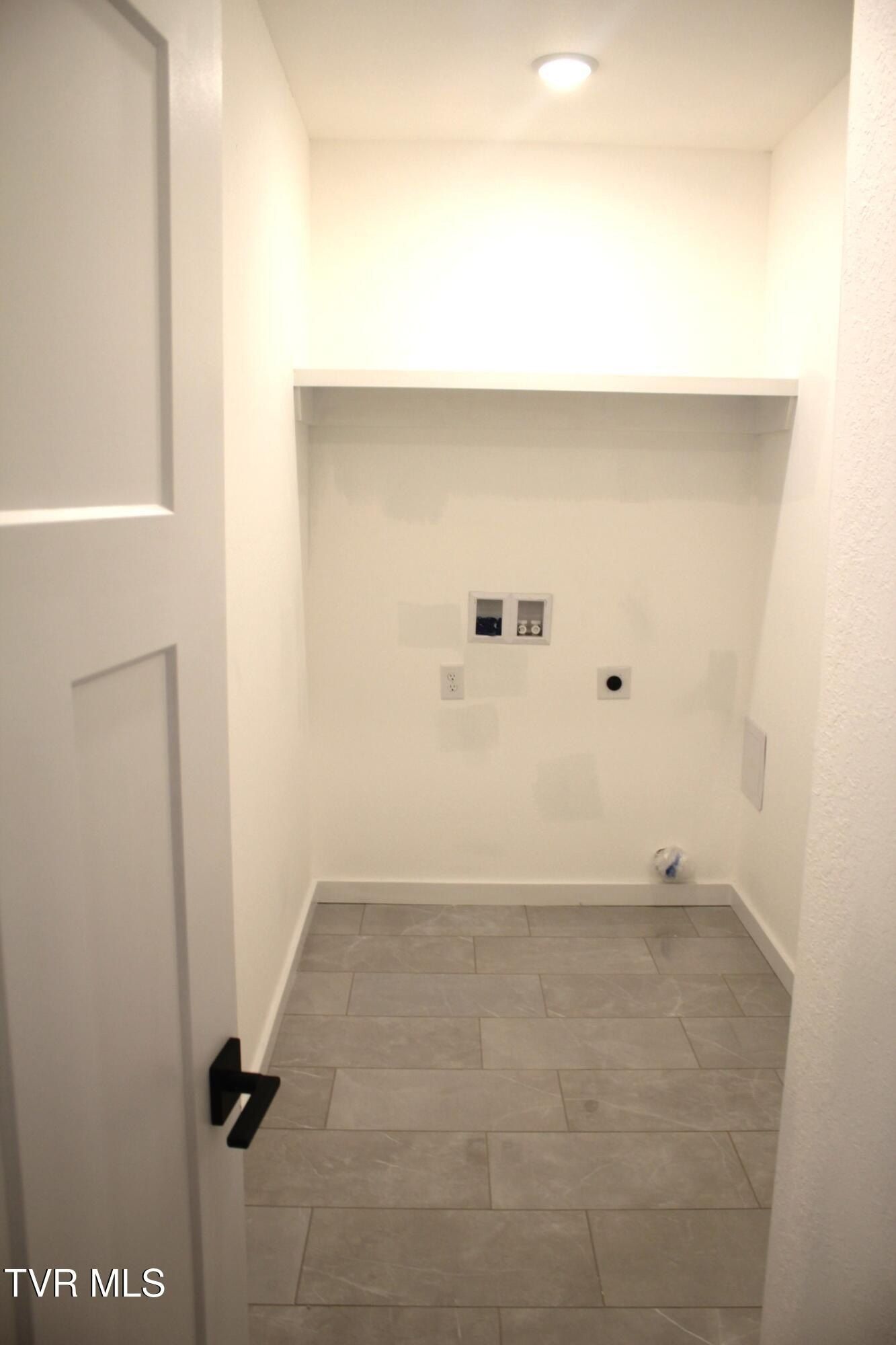 133 Dry Kiln Court. Gray, TN 37615