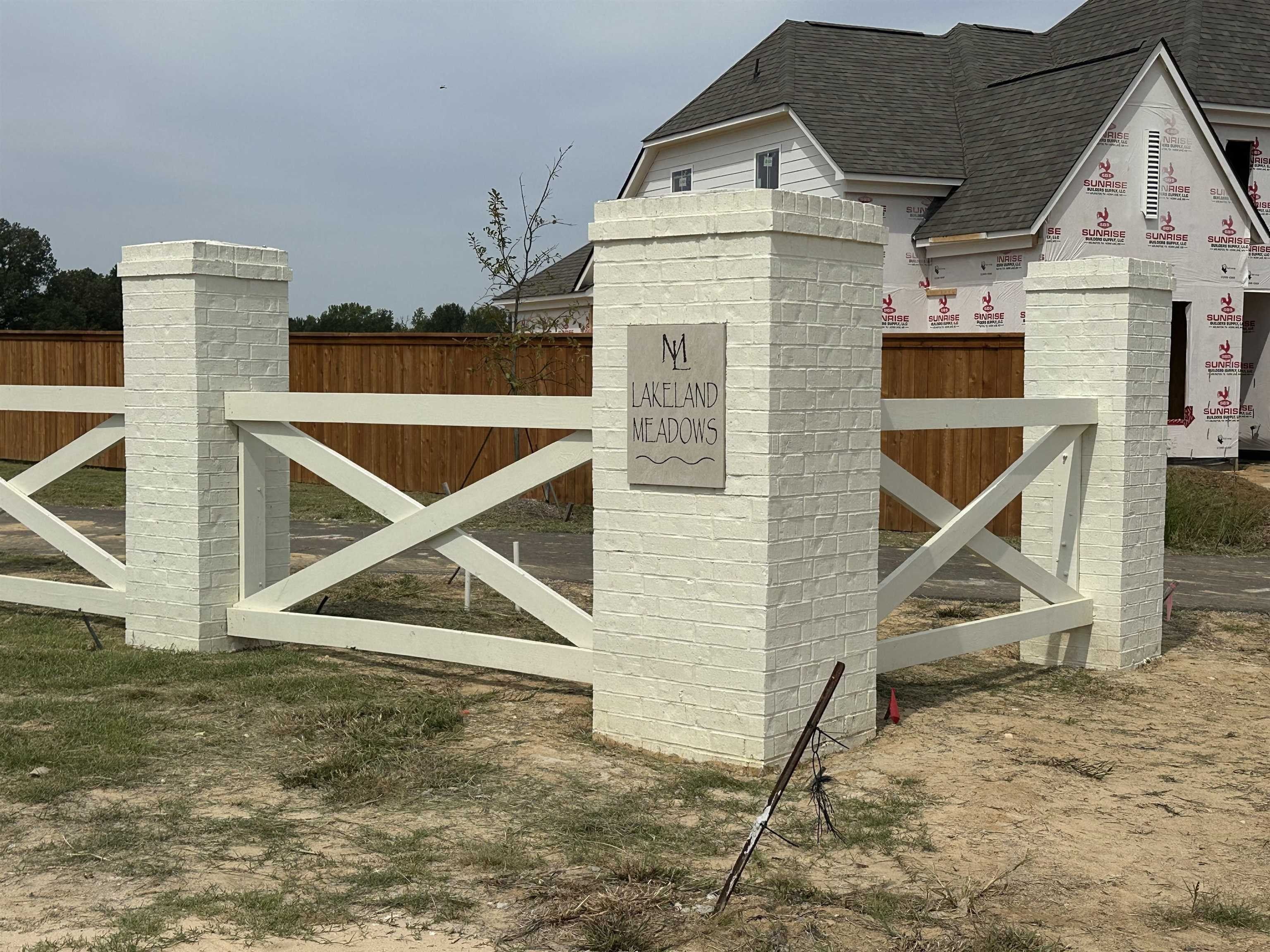 5295 Buttercup. Lakeland, TN 38002