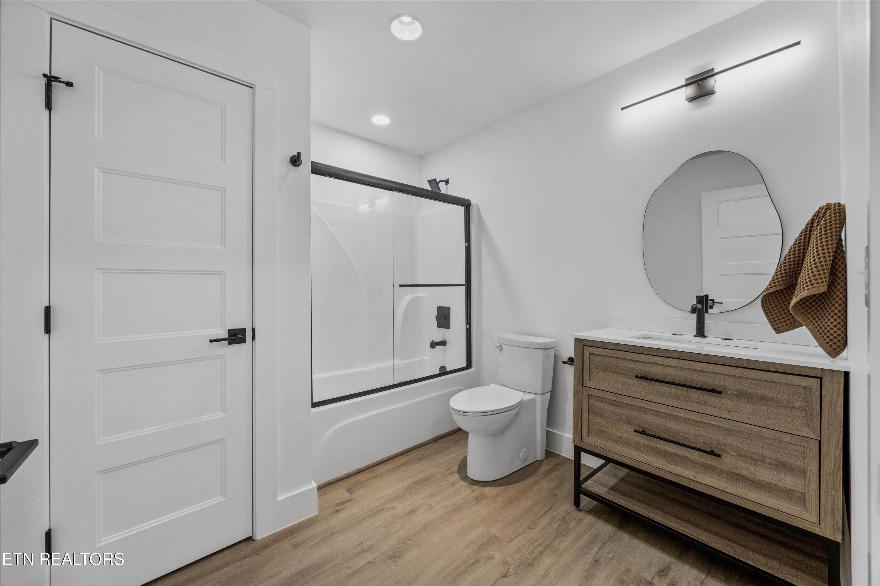 411 Hampton Way. Dandridge, TN 37725