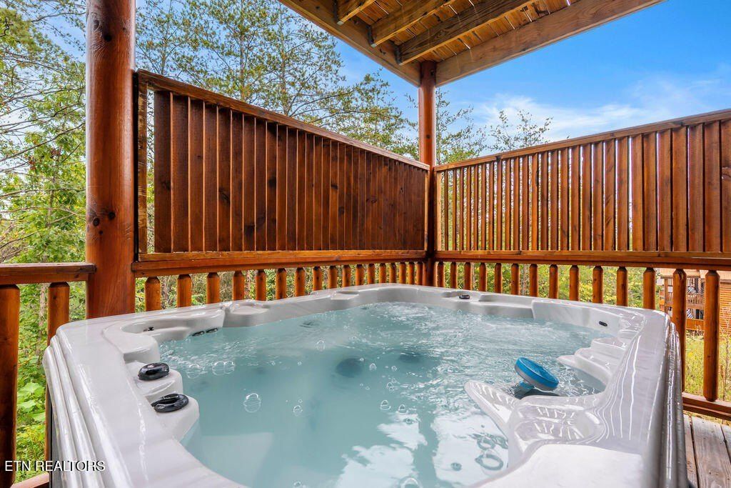 764 Bethlehem Way. Sevierville, TN 37876