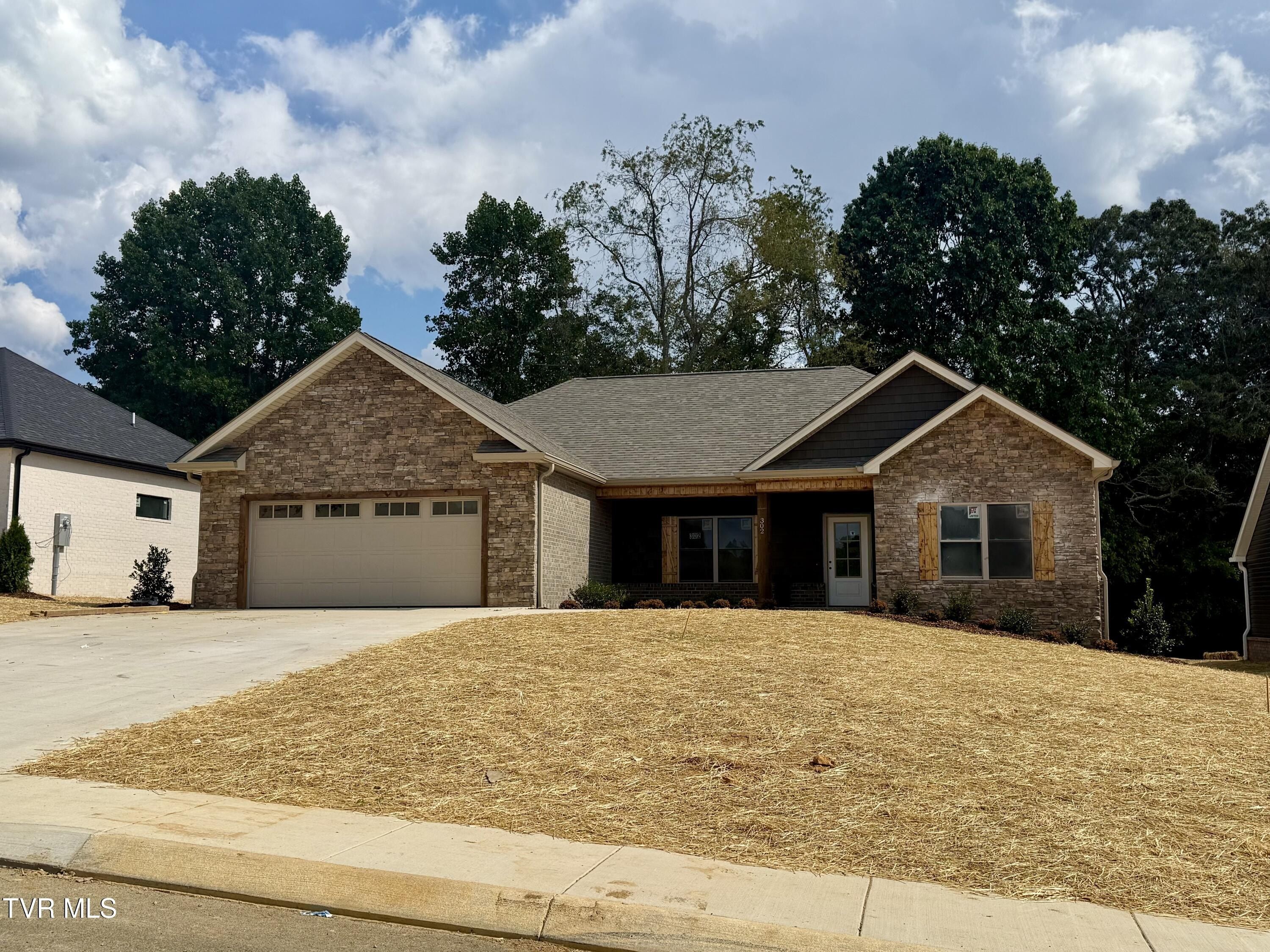 302 Ruby Rose Ridge. Jonesborough, TN 37659