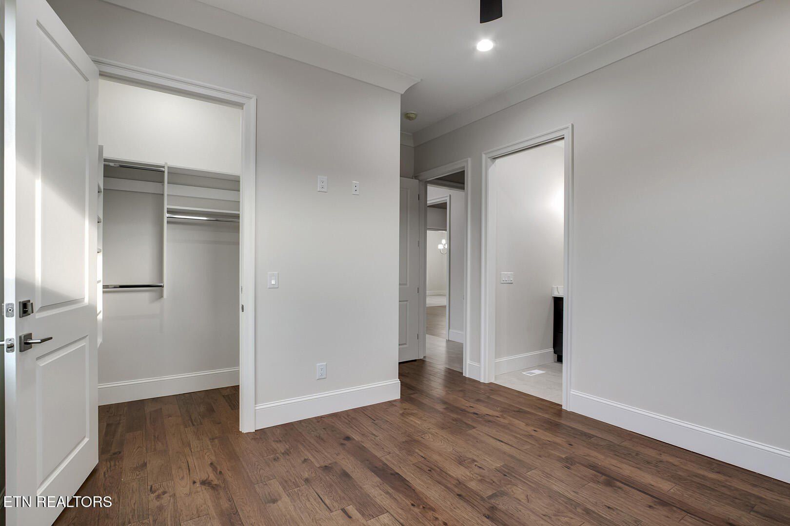 119 Hanani Tr. Vonore, TN 37885