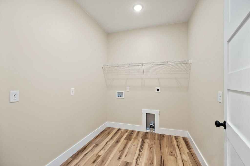 6544 Thomas Twin Oak Rd Lot 5. Baxter, TN 38544