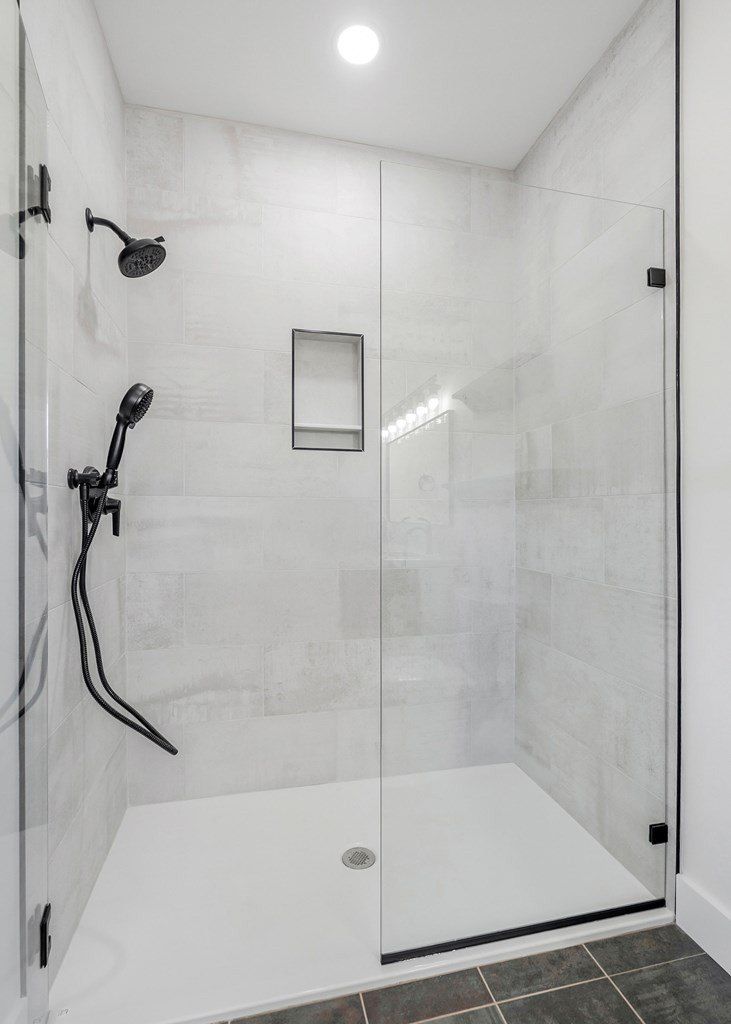 9345 Fox Hill Rd. Baxter, TN 38544