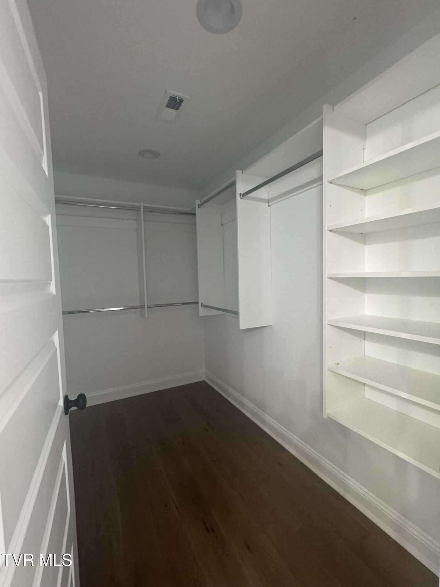 224 Dry Kiln Court. Johnson City, TN 37615