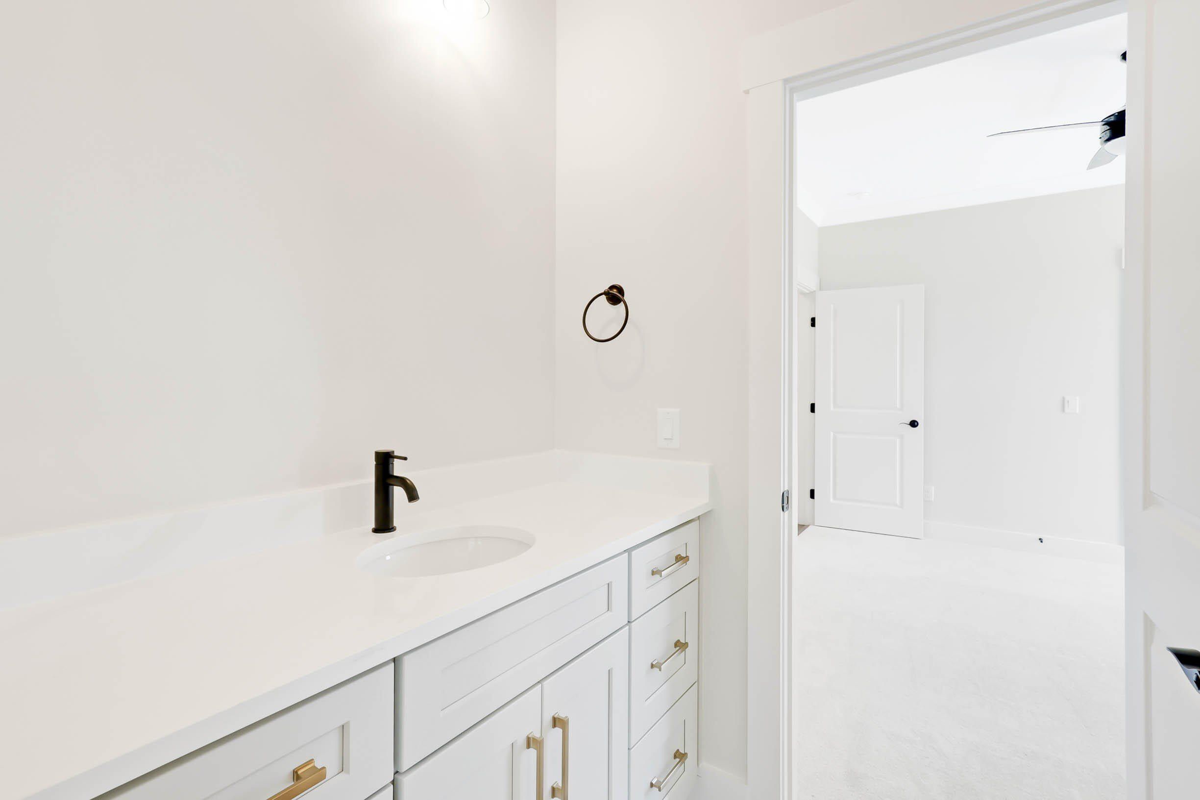 8089 Sir Oliphant Way. Ooltewah, TN 37363