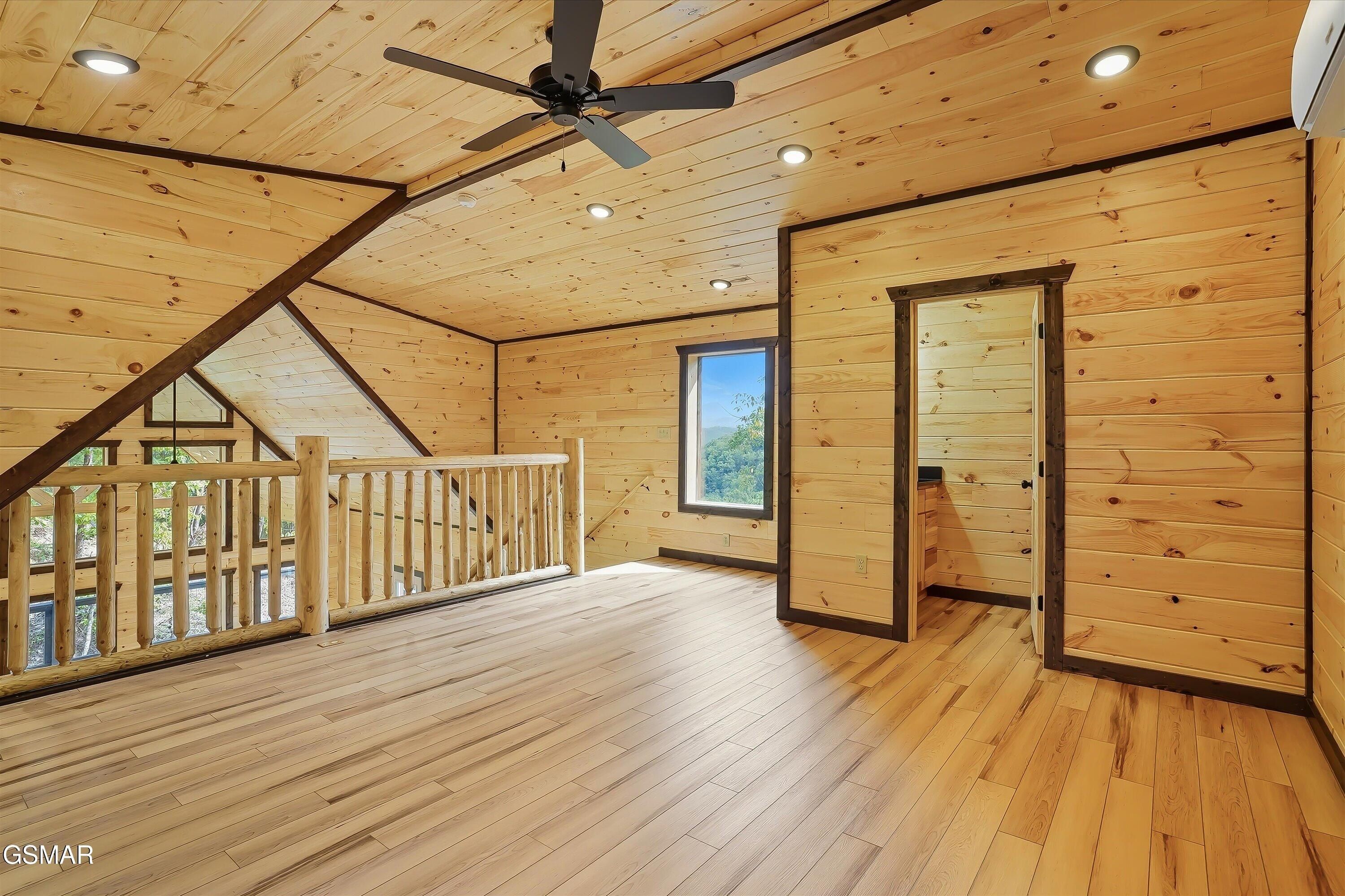 2125 Rising Fawn Way. Sevierville, TN 37876