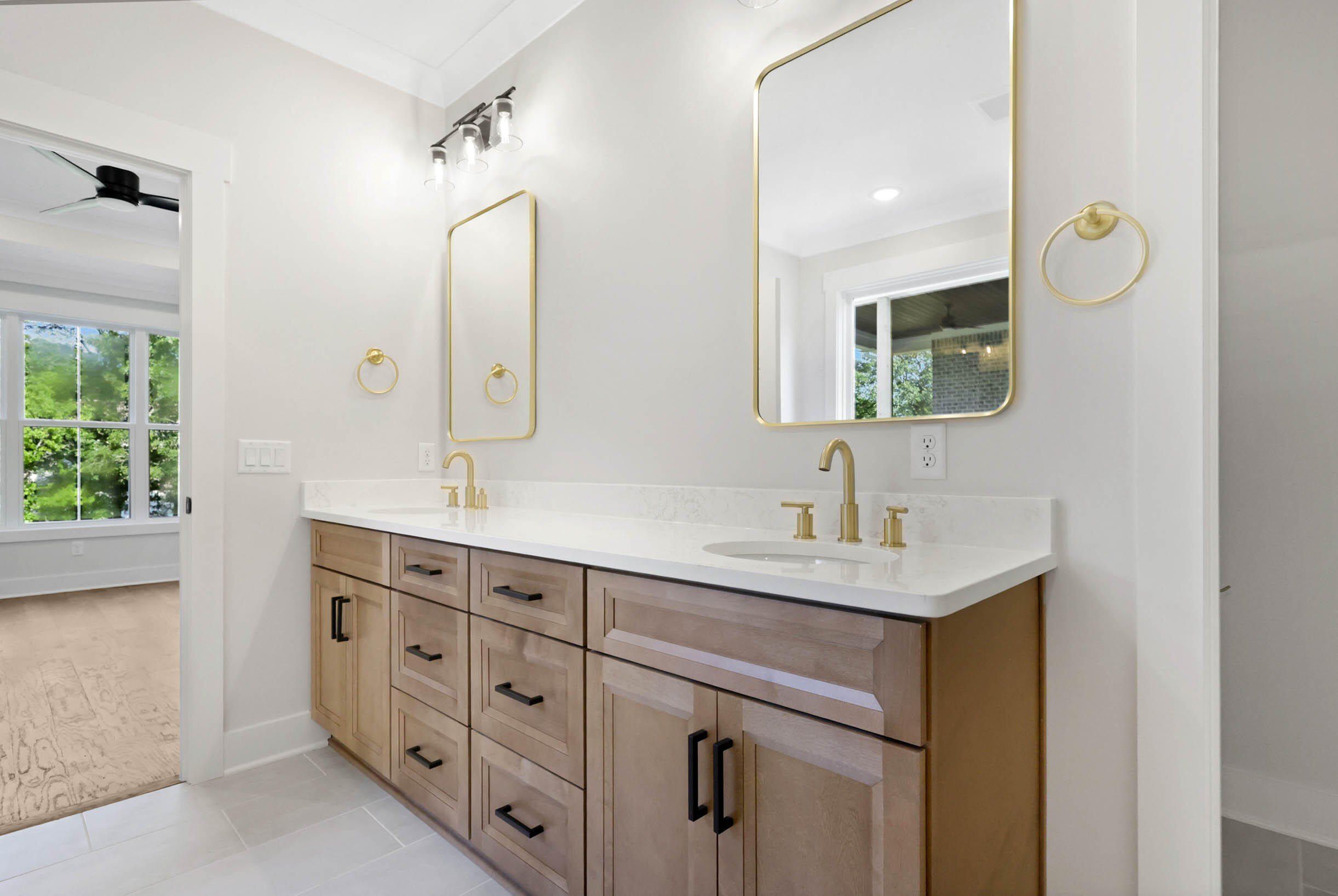 8097 Sir Oliphant Way. Ooltewah, TN 37363