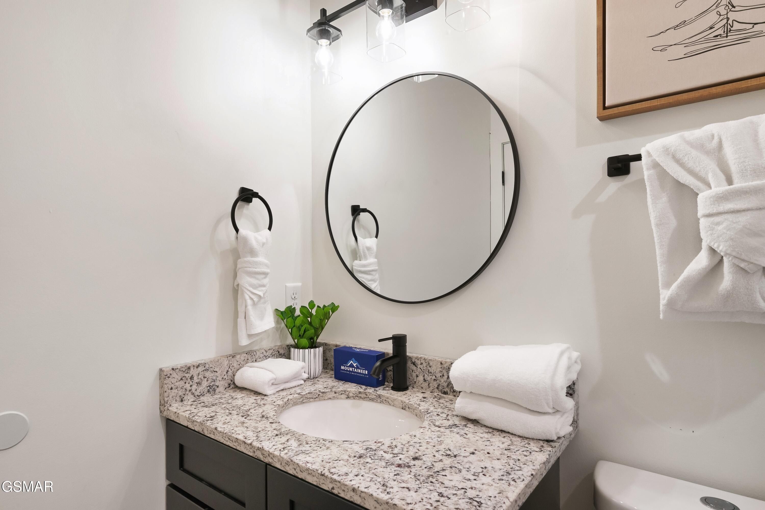 515 New Venture Way. Sevierville, TN 37876