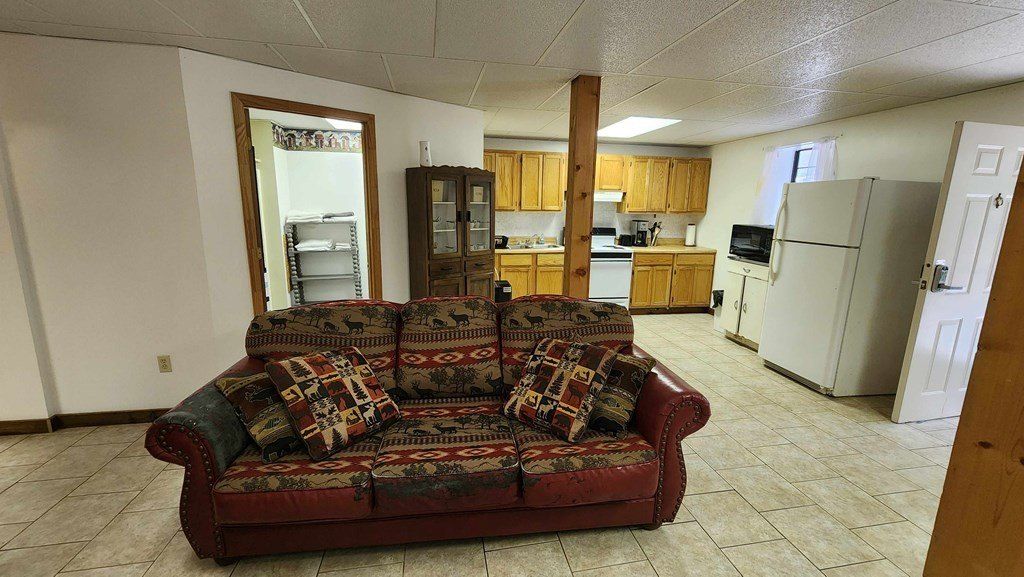 228 Bill Hunter Rd. Celina, TN 38551