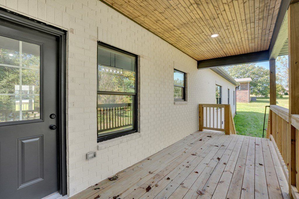 1530 Ne Springboro Rd. Cookeville, TN 38506