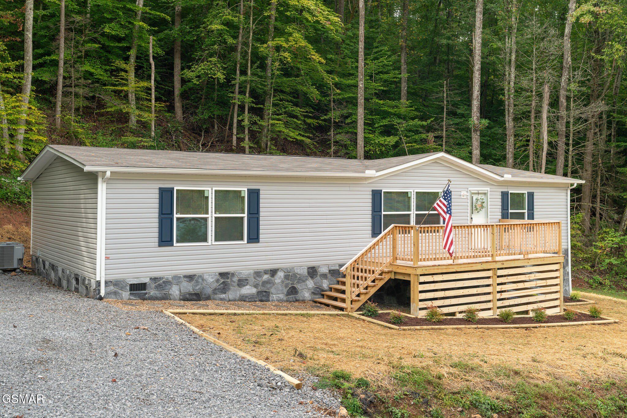 1431 Blue Springs Way. Newport, TN 37821