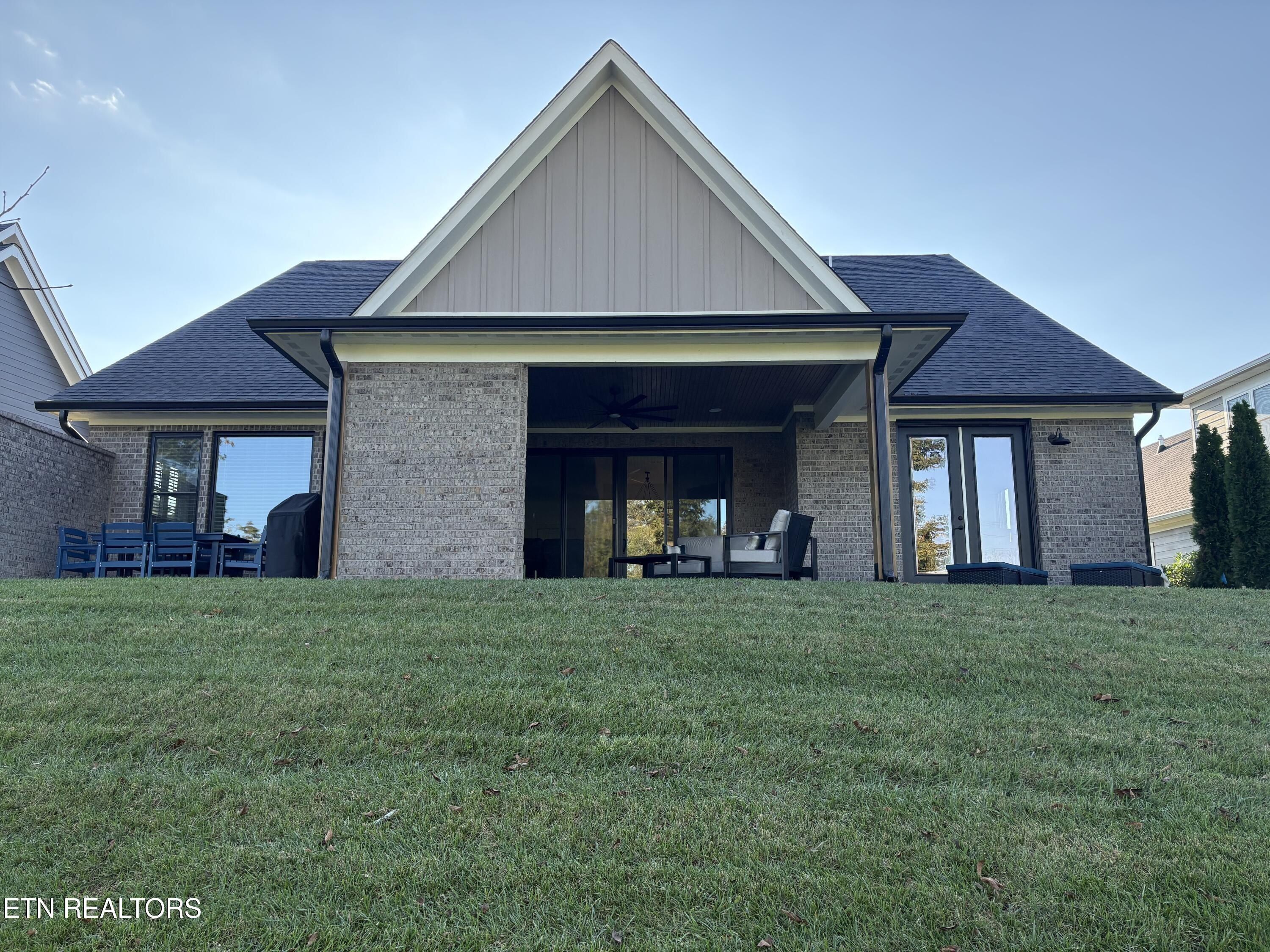 373 Ironwood Lane. Loudon, TN 37774