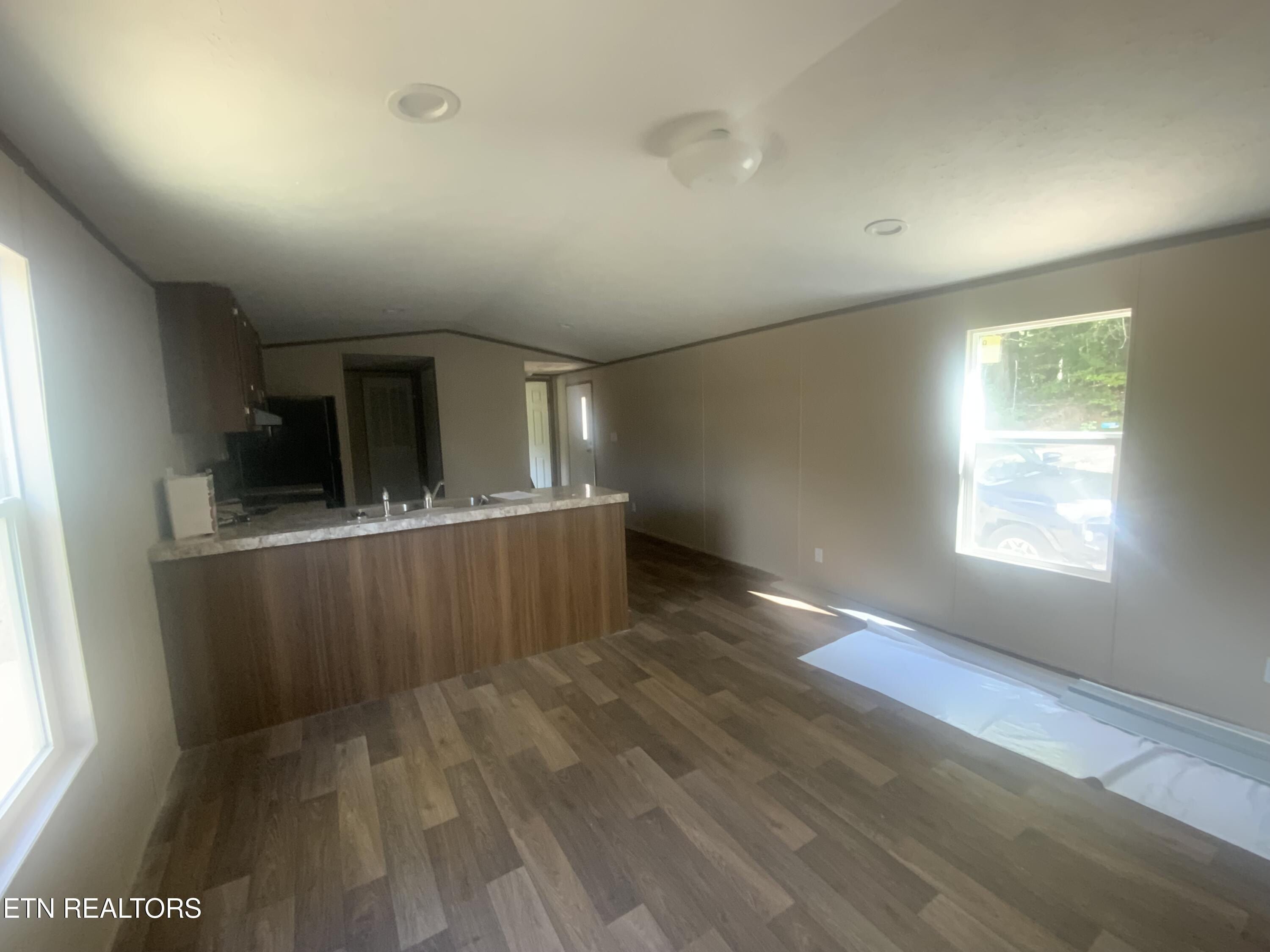 299 Haney Hollow Rd. Clinton, TN 37716