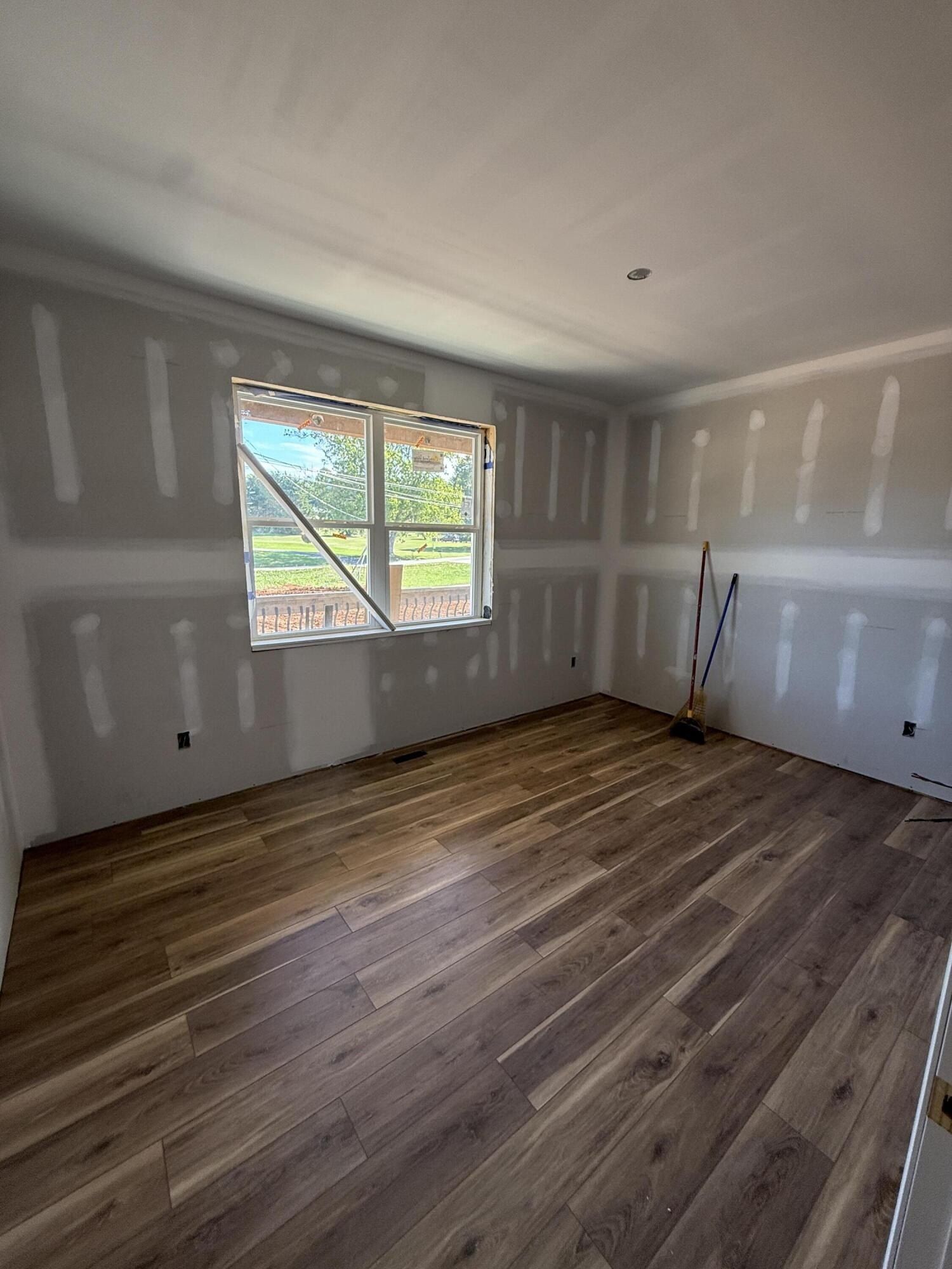 1335 Joe Stephens Road. Morristown, TN 37814