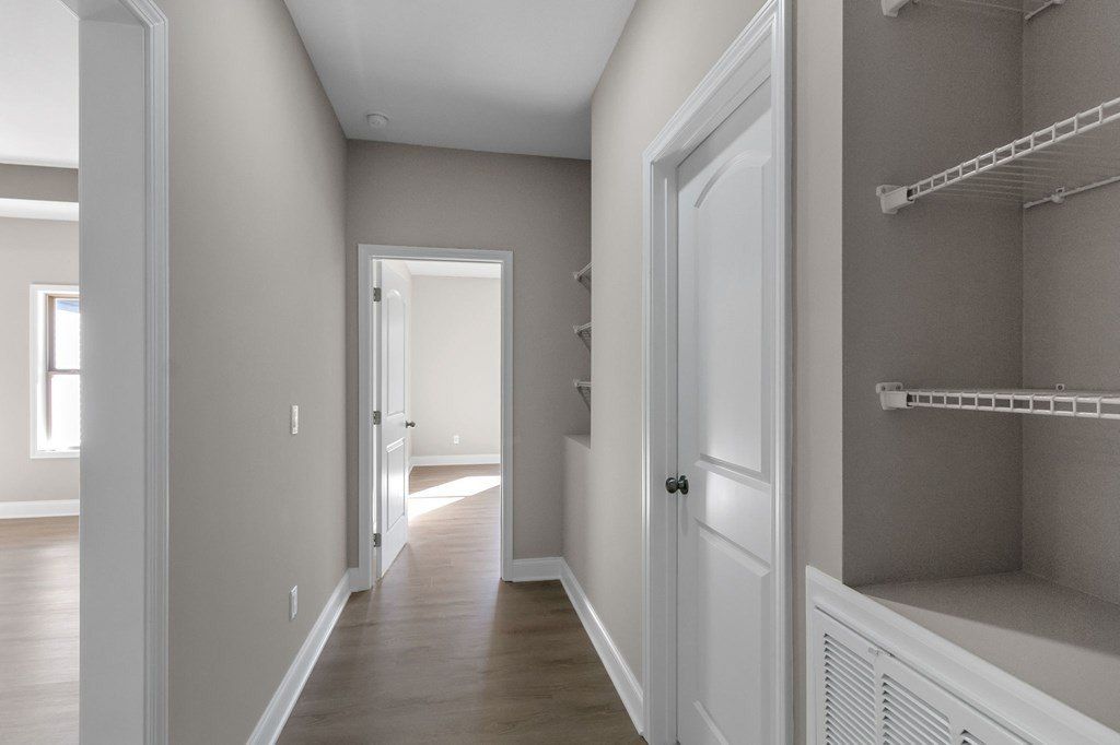 74 Mockingbird   Lane. Paris, TN 38242