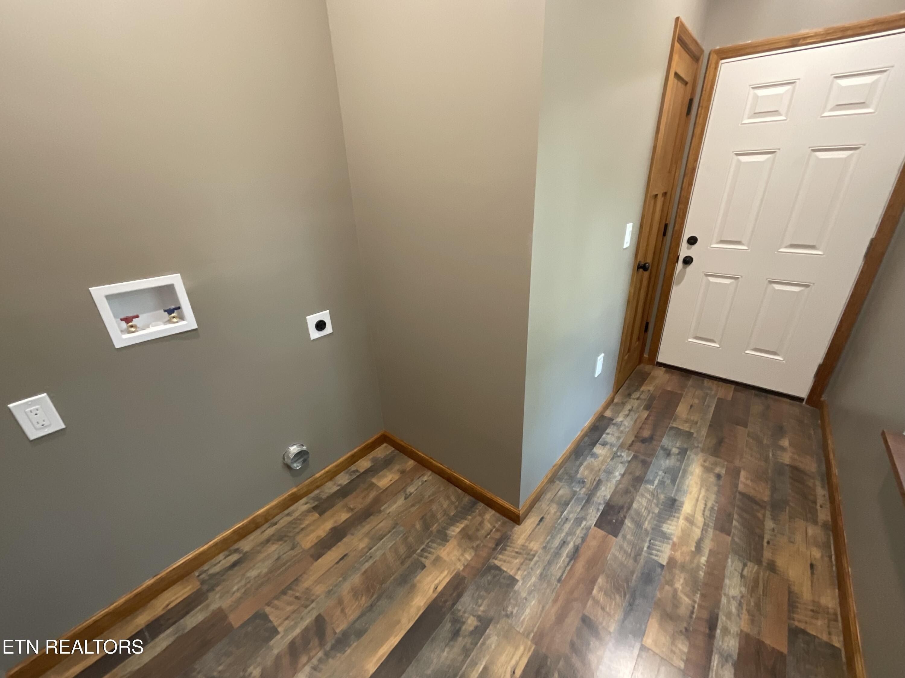 246 Burkemill Rd. Rockwood, TN 37854