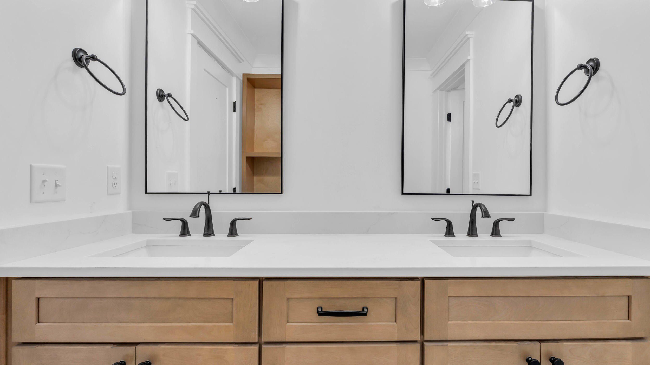 2740 Mowbray Pike. Soddy Daisy, TN 37379