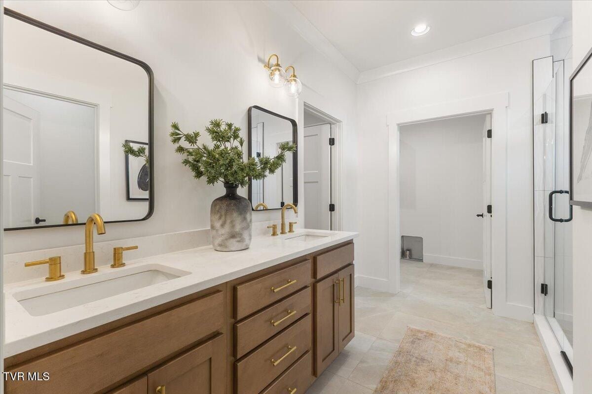 111 Station Way. Johnson City, TN 37615