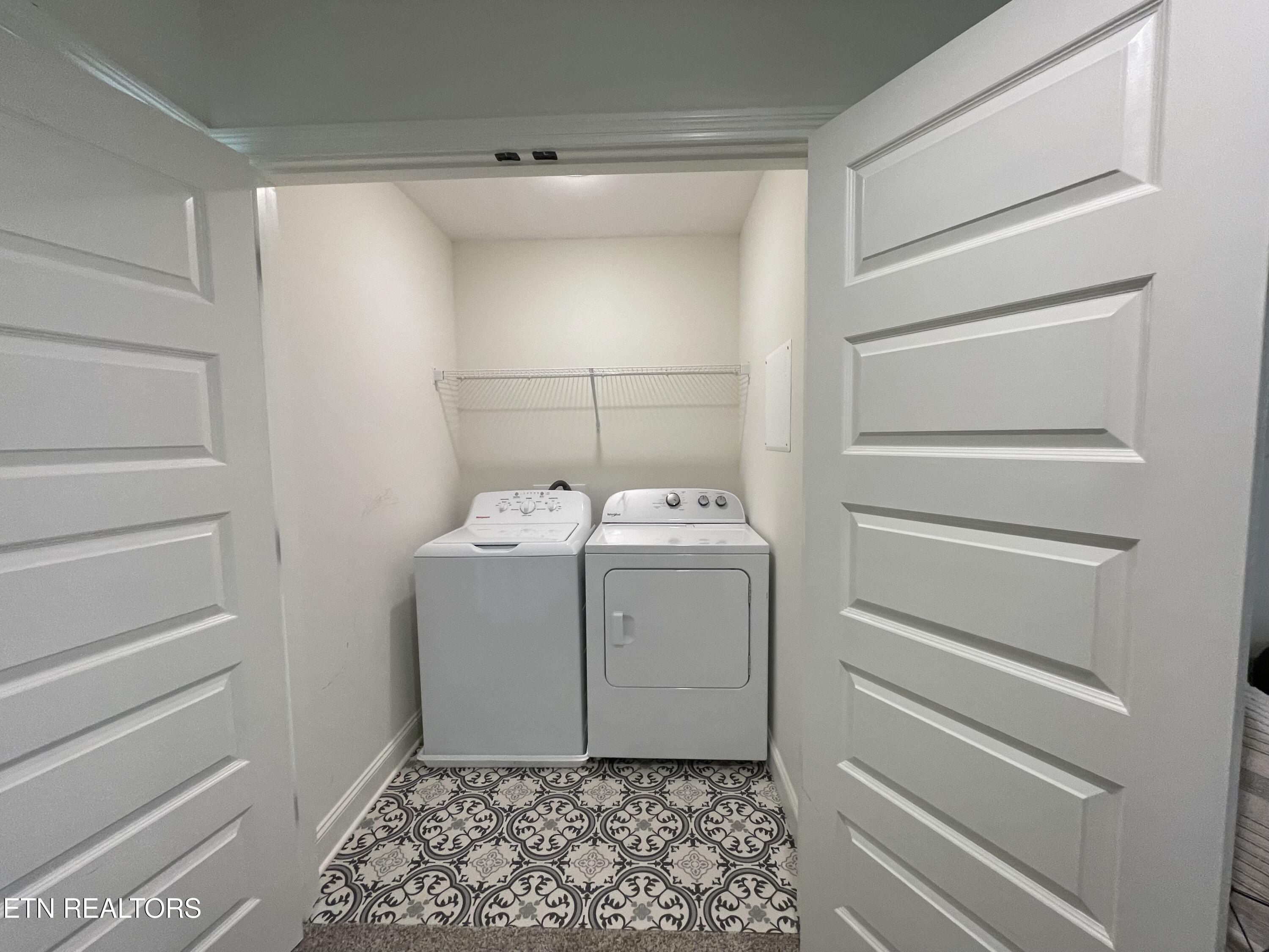 1204 Emerald Forest Ln. Powell, TN 37849