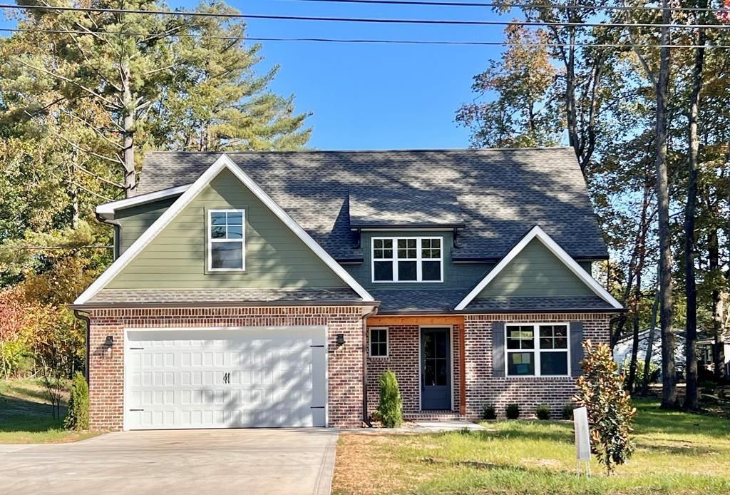 384 S Old Kentucky Rd. Cookeville, TN 38501