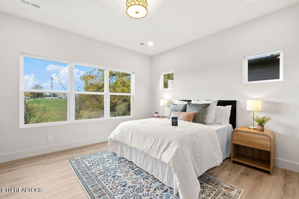 915 Turner St. Knoxville, TN 37917