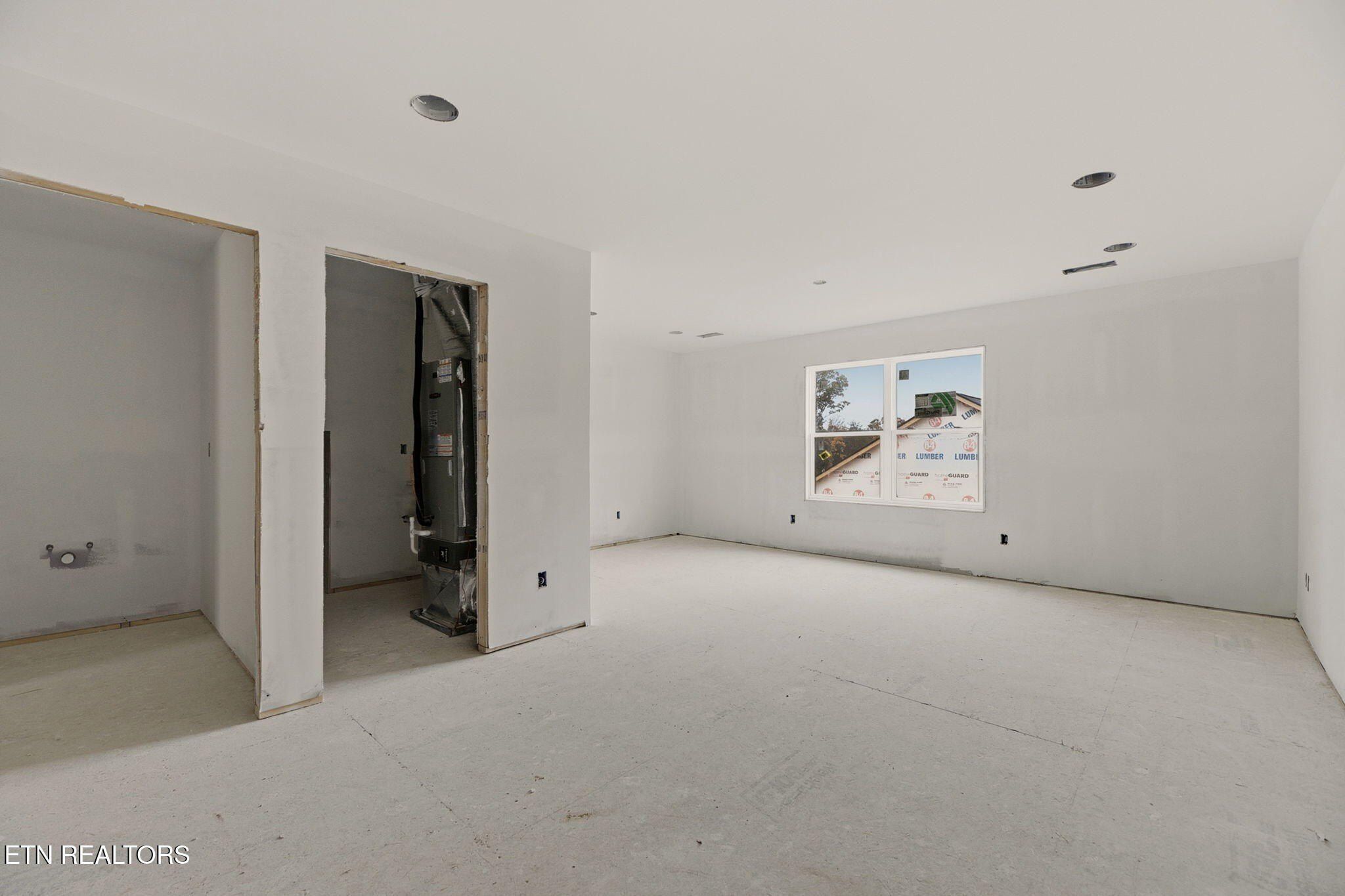 7612 Drake Lane. Knoxville, TN 37924