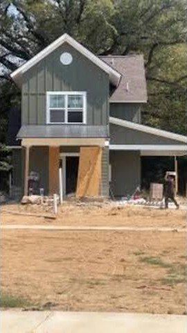 1380 S Orleans. Memphis, TN 38106