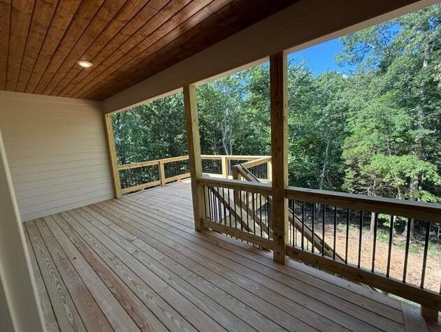 6362 Jared Lane. Harrison, TN 37341