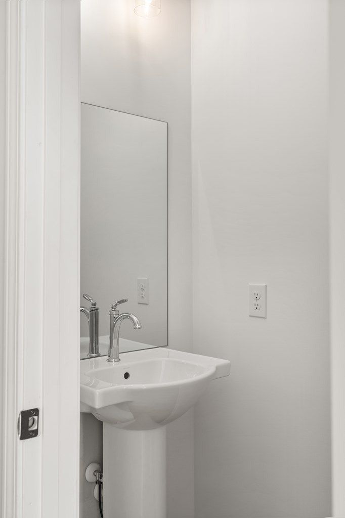 2289 Lopez. Cookeville, TN 38506