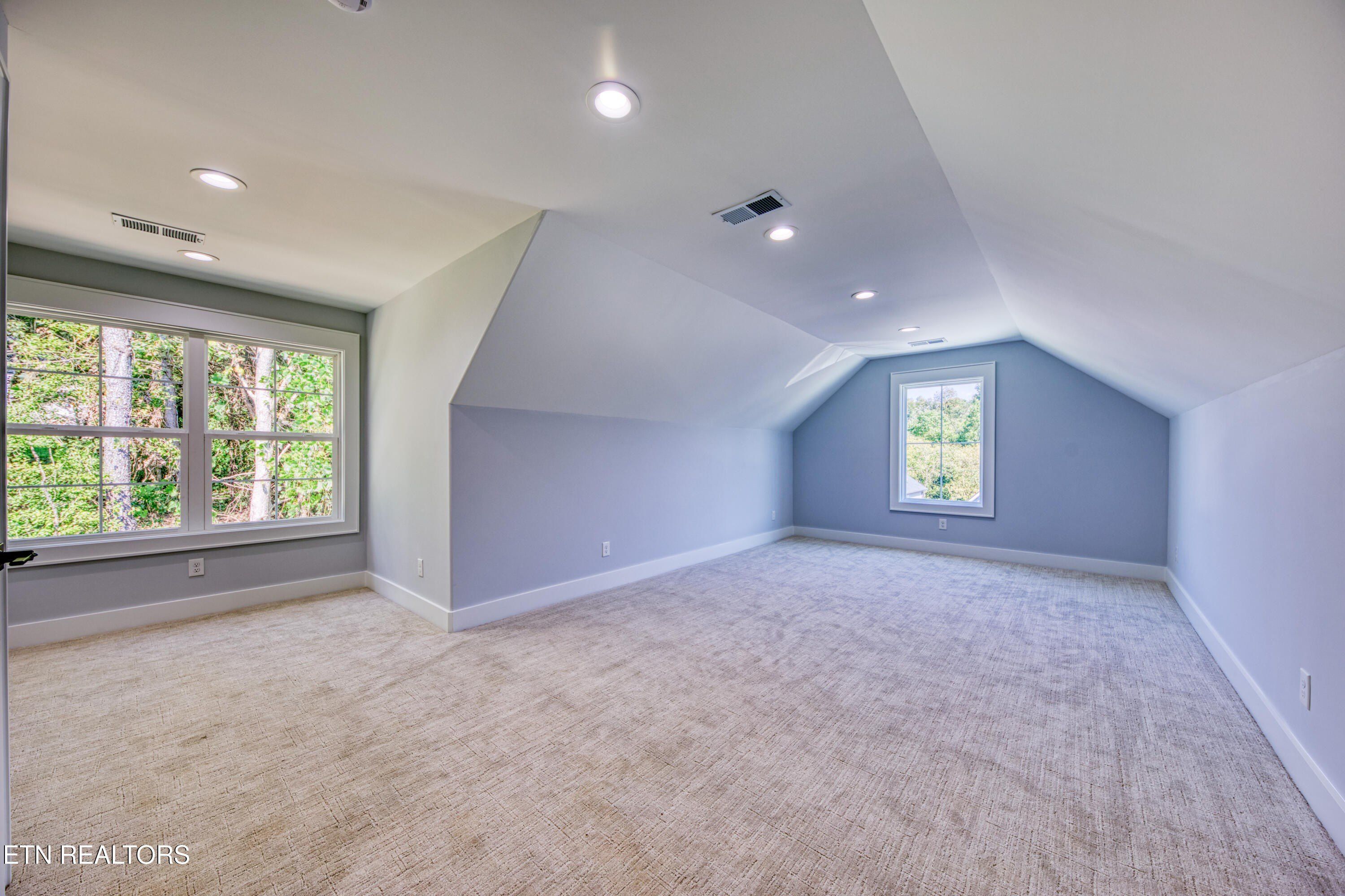 113 Nuhya Way. Loudon, TN 37774