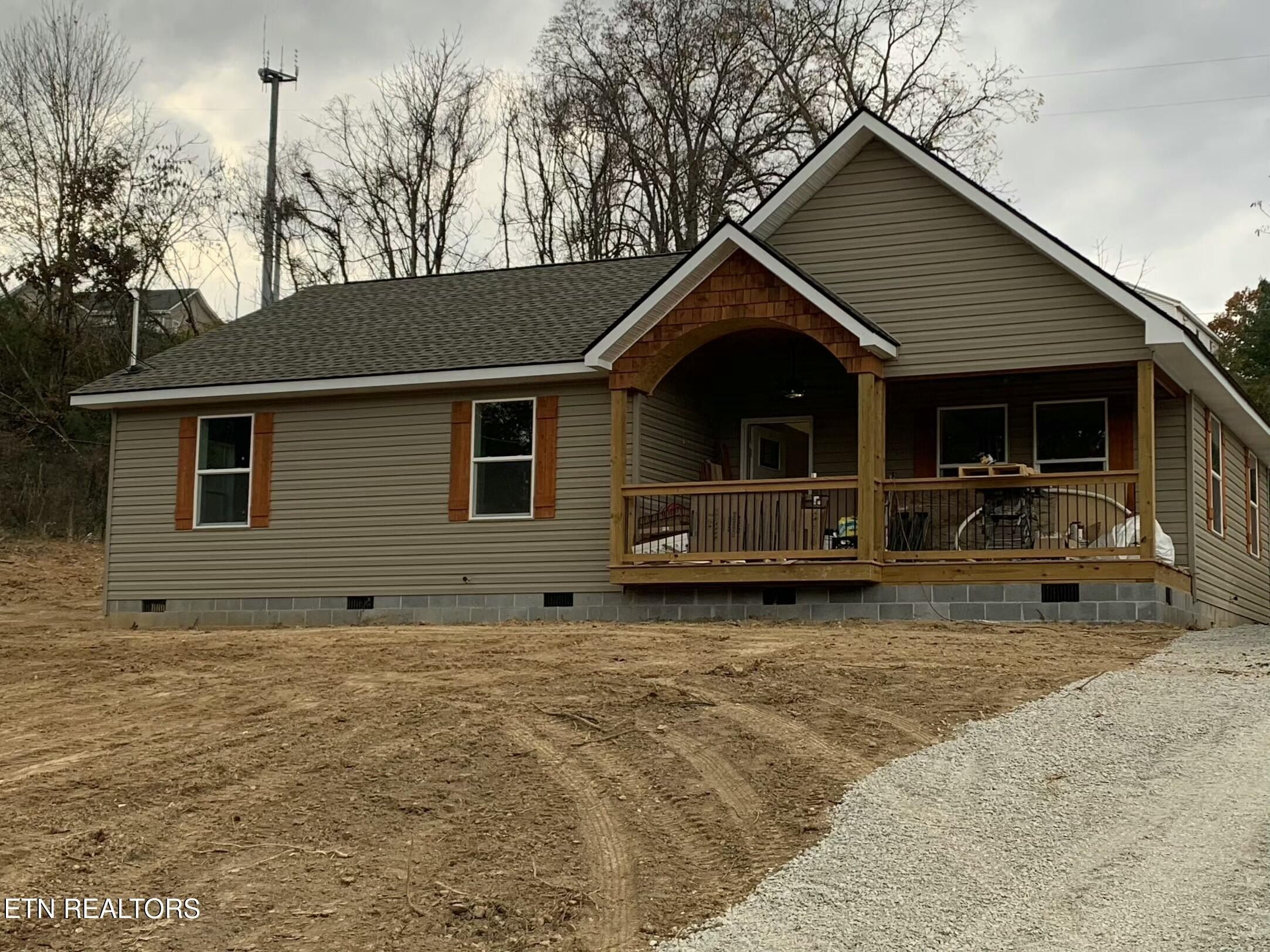 612 W Fir St. Lafollette, TN 37766