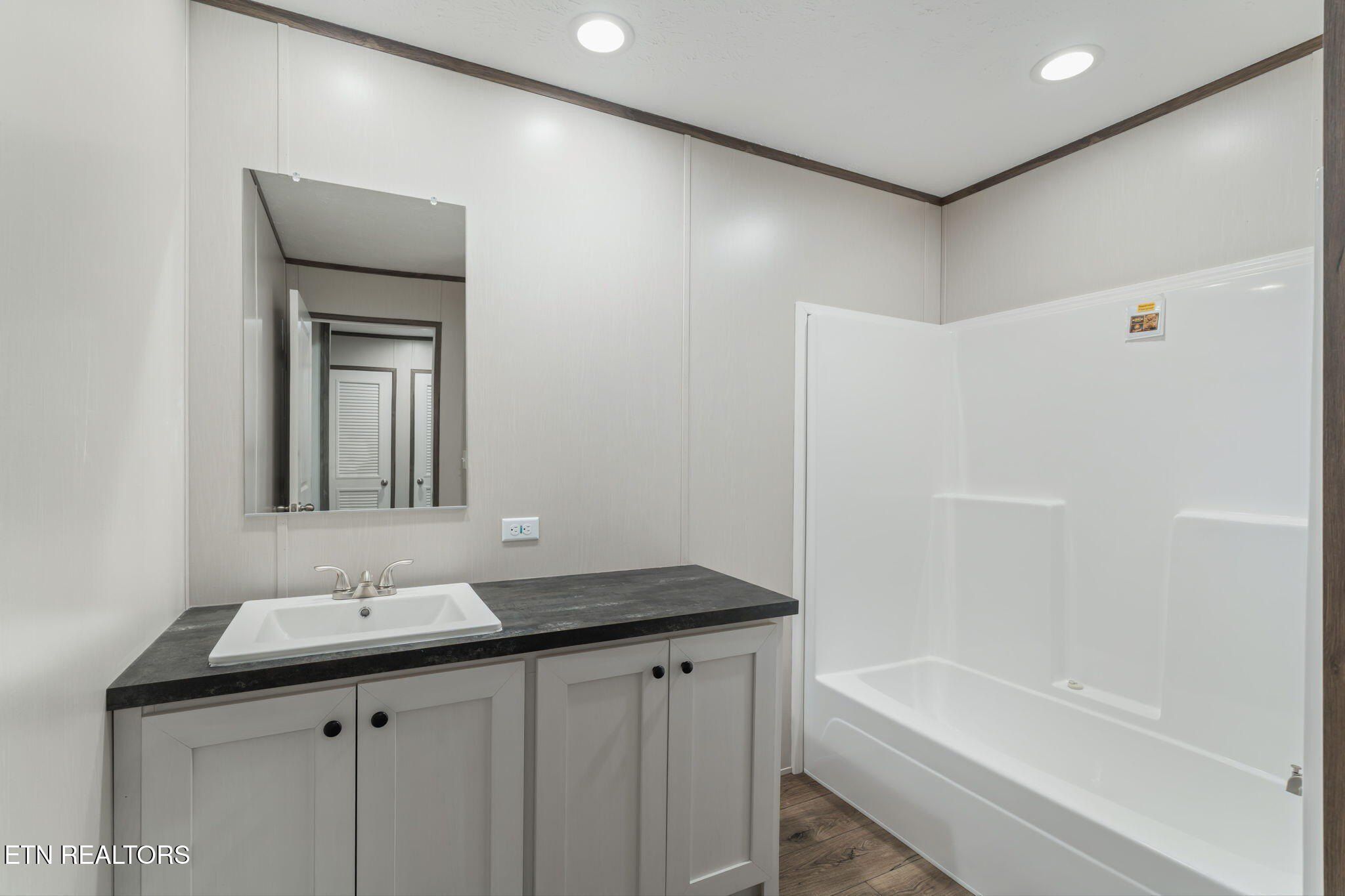 235 Clear Springs Rd. Harriman, TN 37748