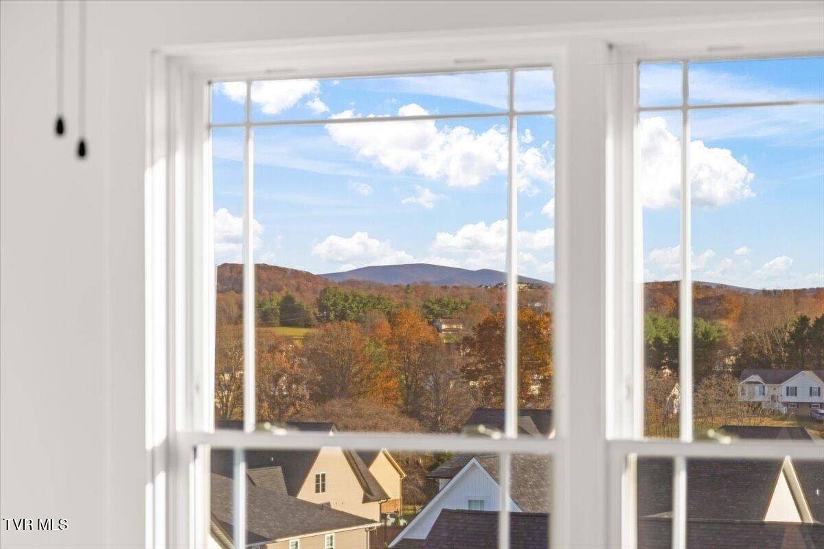 3054 Sawgrass Drive. Jonesborough, TN 37659